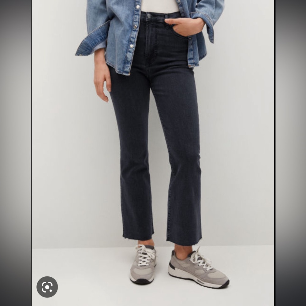 NWT Mango Sienna cropped flare jeans size 6